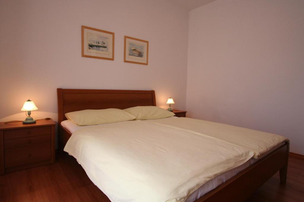 Apartments Bogovic Malinska Oda fotoğraf